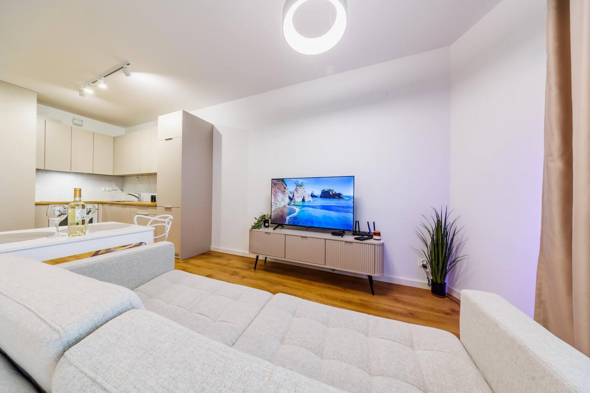 Apartment Premium Suite- Center, Capital Towers, Free Parking *