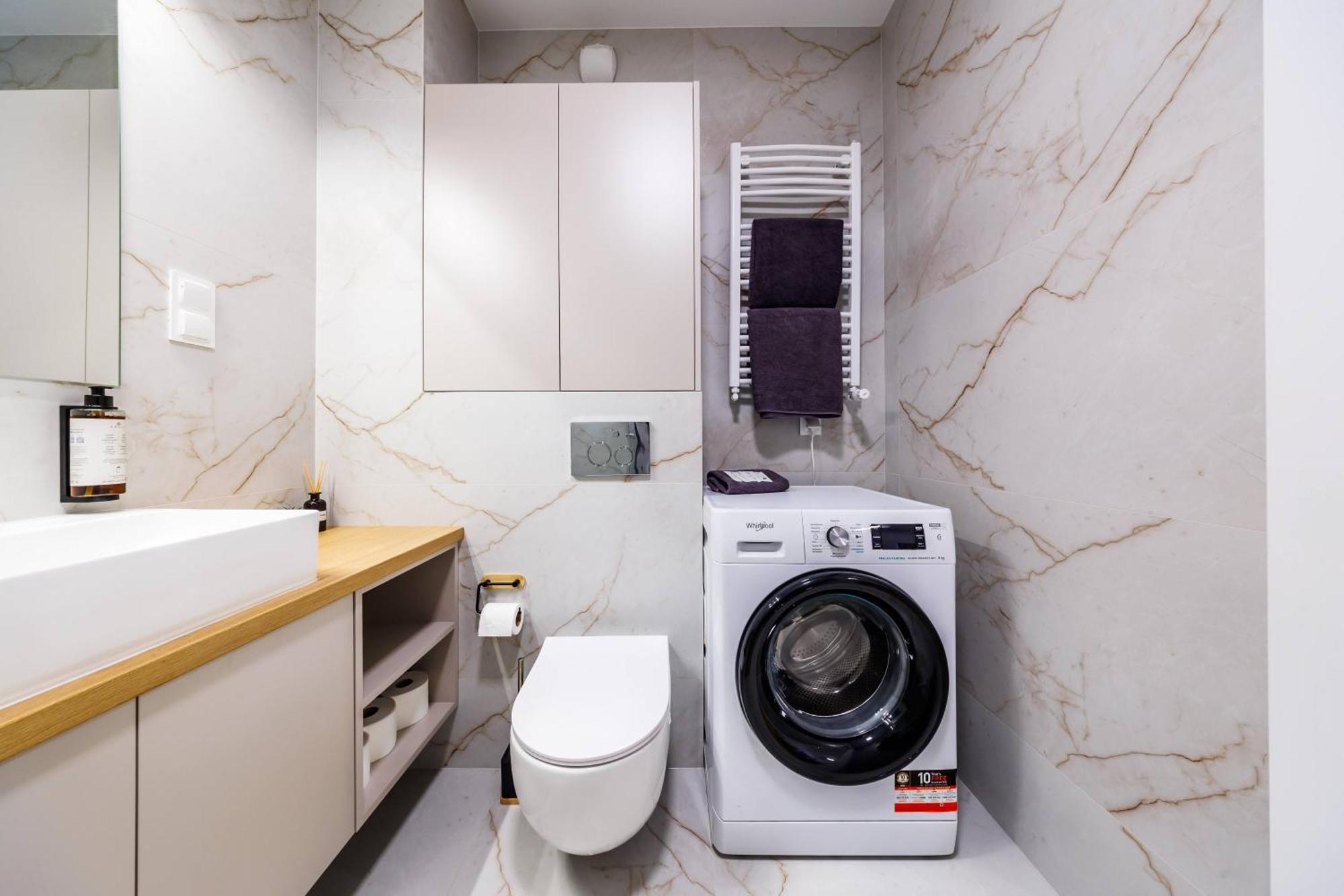 Premium Suite- Center, Capital Towers, Free Parking *